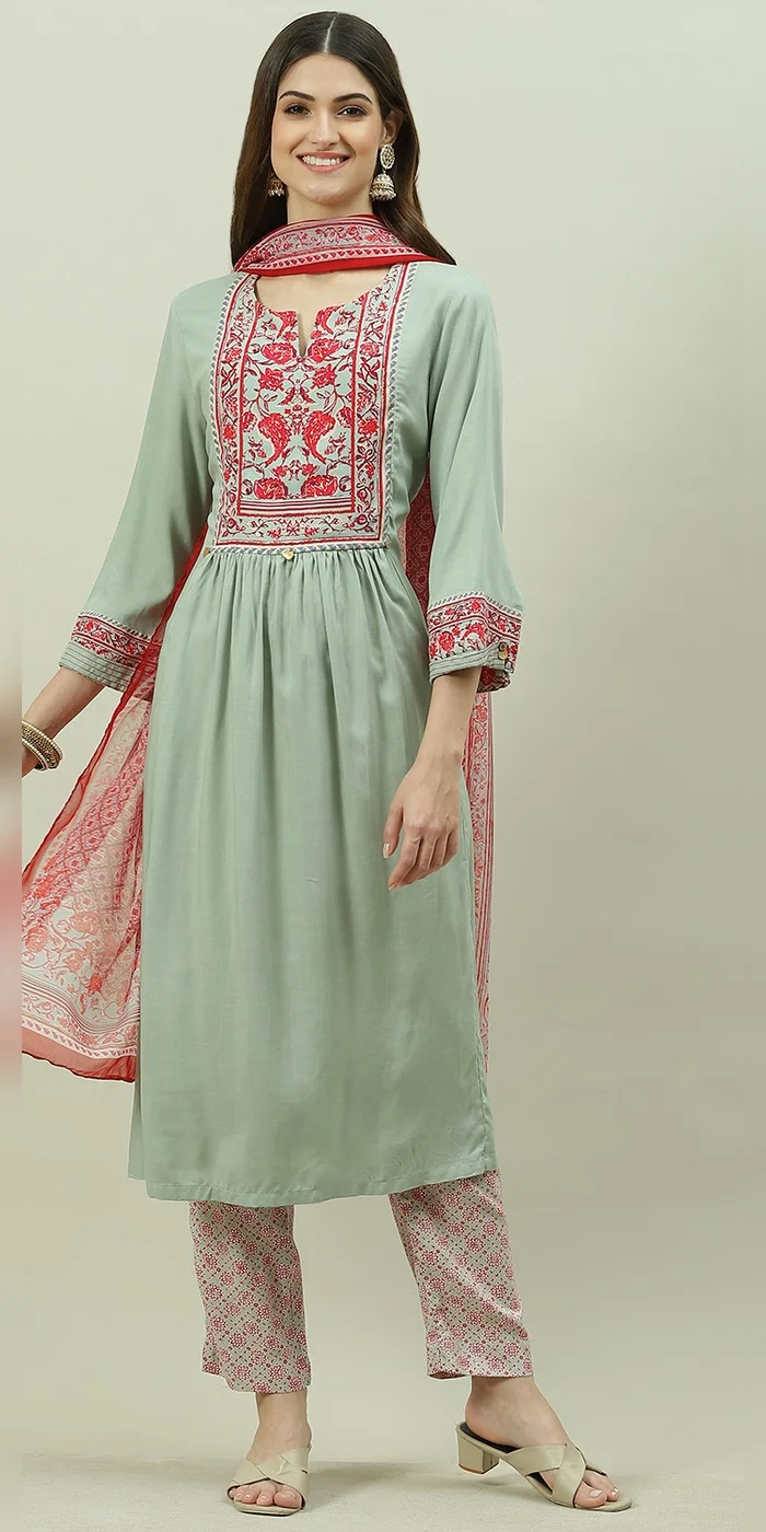 Women Jade Green Rayon A-Line Kurta Slim Pant Suit Set