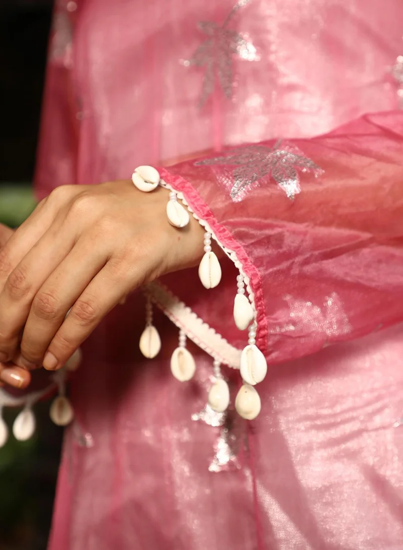 QISSA Women's Blush Pink Maple Leaf Kurta With Crop And Trousers