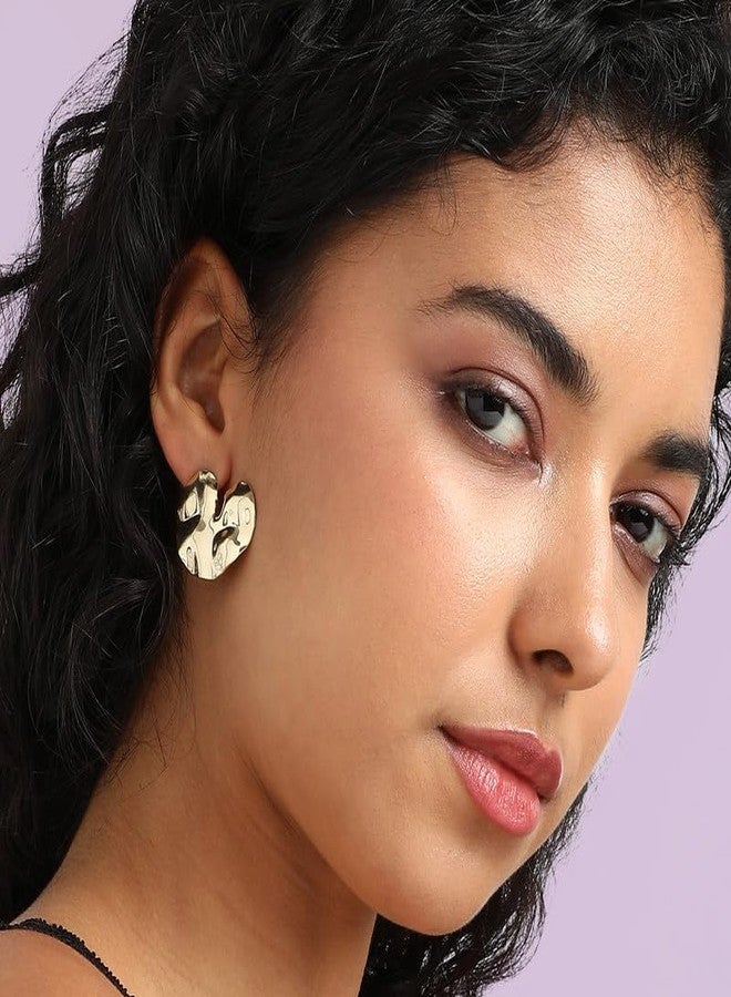 SOHI Women's Textured Heart Stud Earrings For Casual Wear | Gold Colour | Alloy Material | Push Pin Closure | Metallic Earrings | Fashion Stud Earrings For Woman & Girls - Image 3
