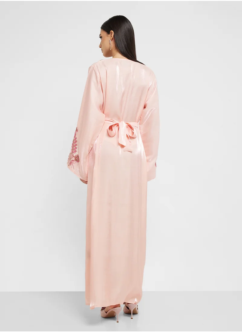 hayas closet Straight Sleeve Crew Neck Embroidered Abaya