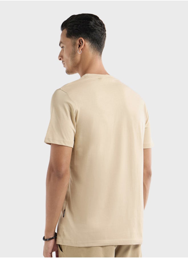 FAV T-Shirt With Crew Neck  - Image 2