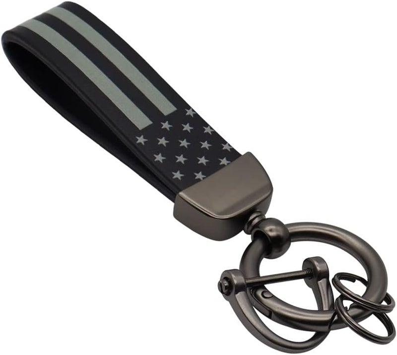 Elegananccy Black American USA Flag Car Keychain with Zinc Alloy Ring - Image 1