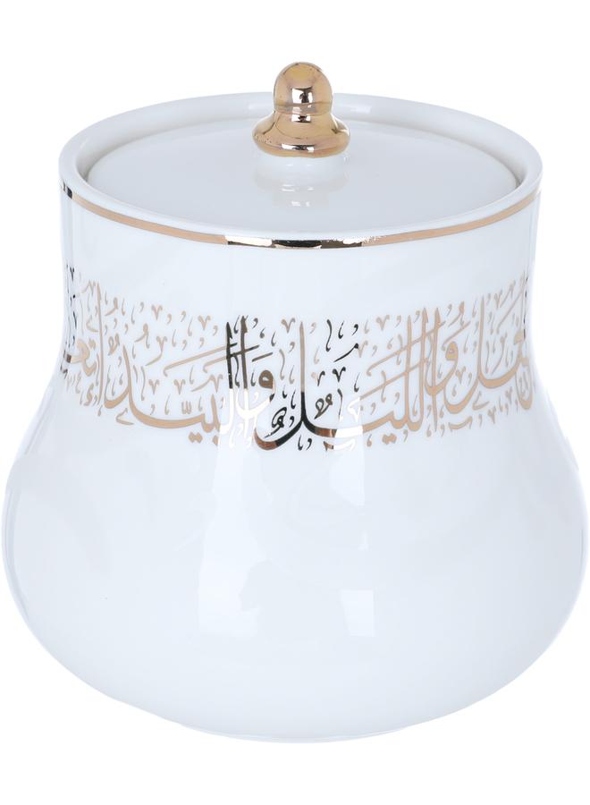 السيف  طقم تقديم الشاي والقهوة سهيل زجاجي + بورسلين مع صحون بنمط عربي 26 قطعة باللون الأبيض - Image 3