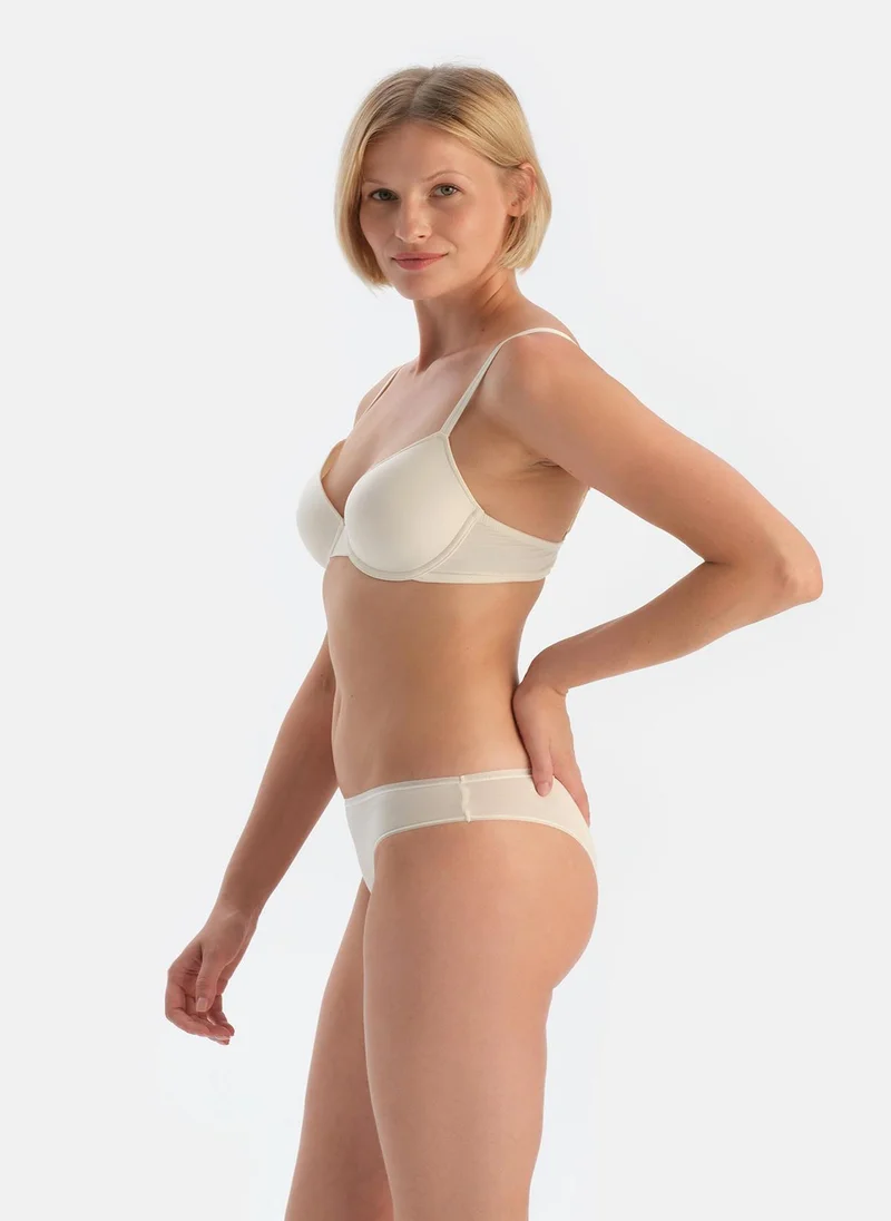 dagi Non-padded Bra Interlock Padded Wired Thin-Fixed Strap Underwear