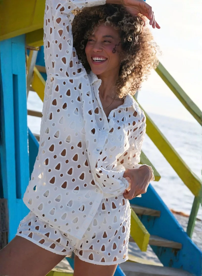 جاست نيتشر زد إل × جي إن - شورت آريا