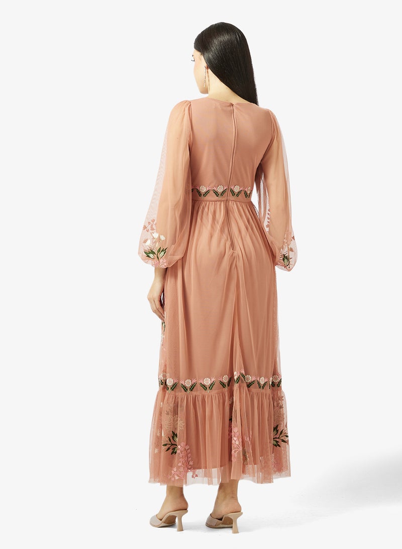 مايا فستان ماكسي مطرز من التول بلف - Image 2