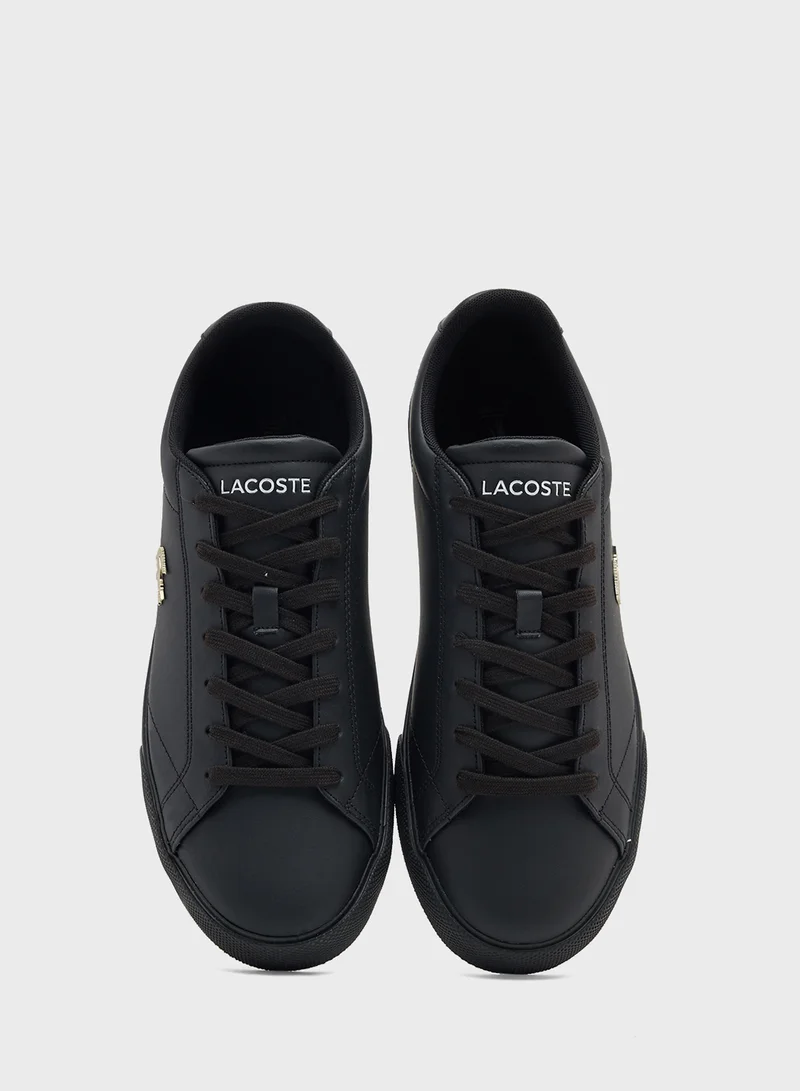 لاكوست Vulcanized Low Top Sneakers