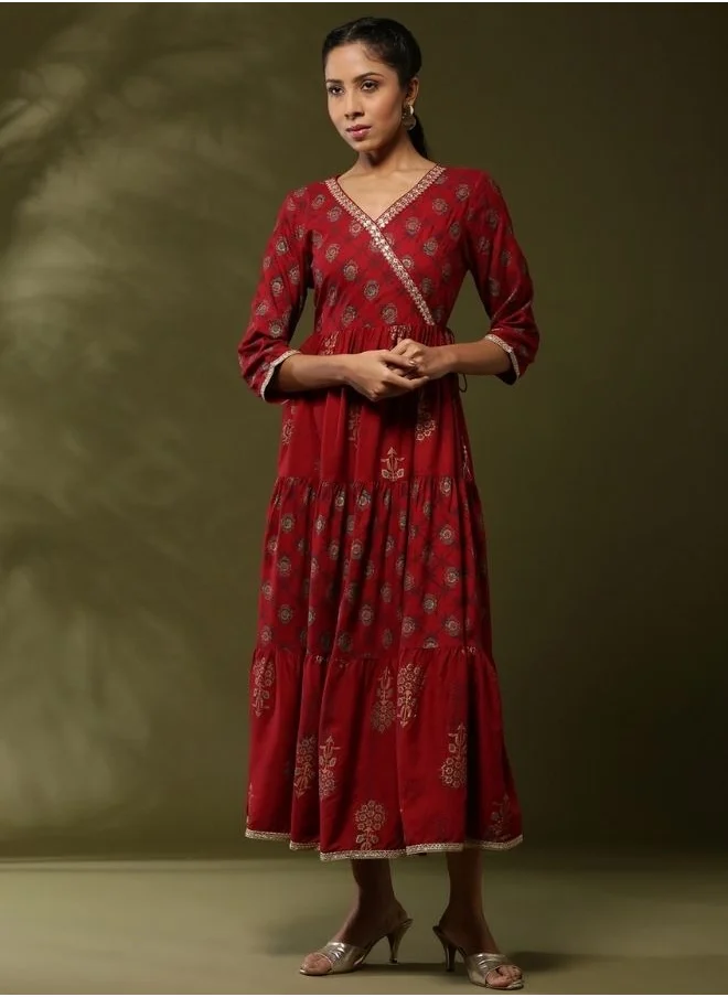 أبهشتي Printed angrakha flare dress with sequin neck embroidery- red