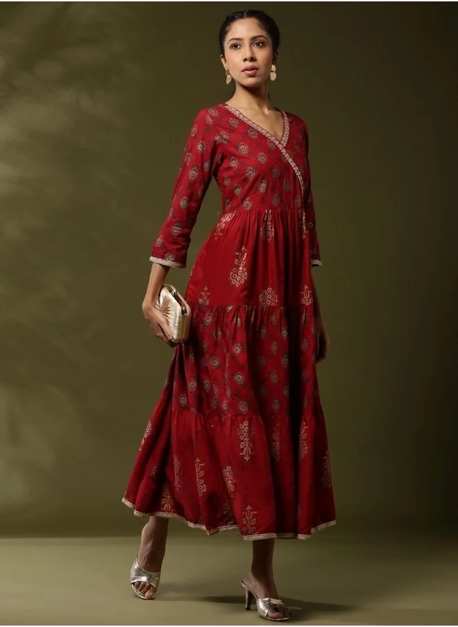 أبهشتي Printed angrakha flare dress with sequin neck embroidery- red