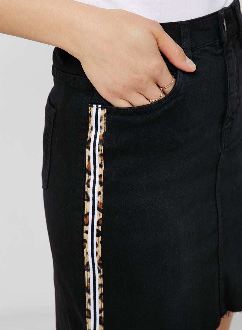 جينجر تنورة جينز بخط جانبي - Image 3