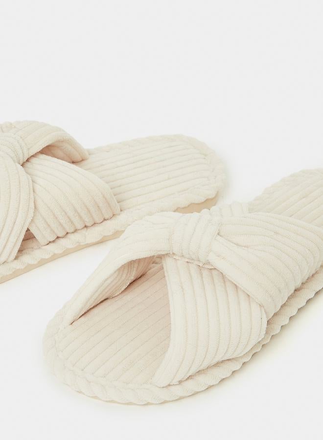 ستايلي شبشب غرفة نوم بحزام فيونكة - Image 4