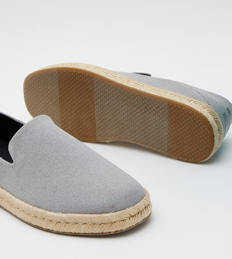 TOMS Men's Santiago Loafer Flat, Drizzle Grey, 13 - Image 4