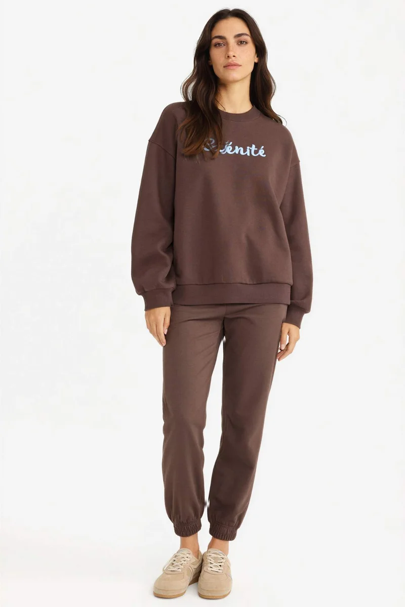 ديفاكتو Oversize Crew Neck Printed Sweatshirt