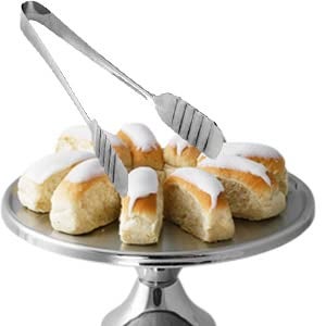 FINALITY حامل كعكة من الفولاذ المقاوم للصدأ مع ملقط حجم الحامل - 32 * 32 * 15 سم، حجم الملقط - 22 سم، اللون - فضي - Image 4