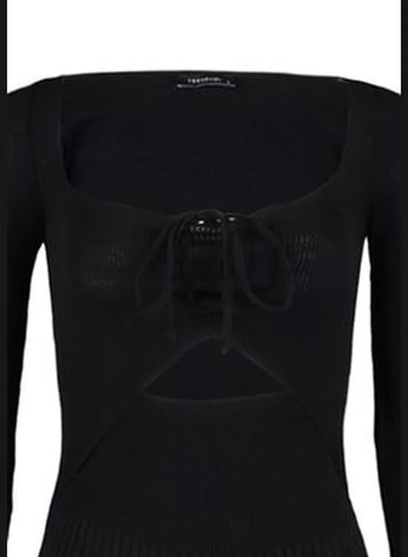 trendyol Black Midi Knitwear Window Cut/Out Dress TWOAW22EL0547