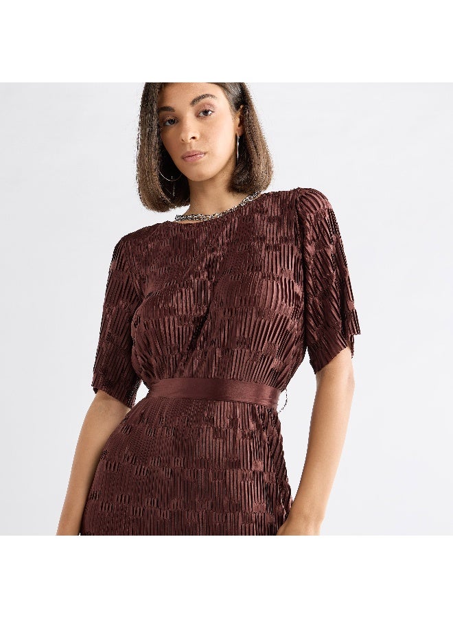 Splash FAV Textured Round Neck Dress with Short Sleeves and Tie-Up Belt  - Image 2