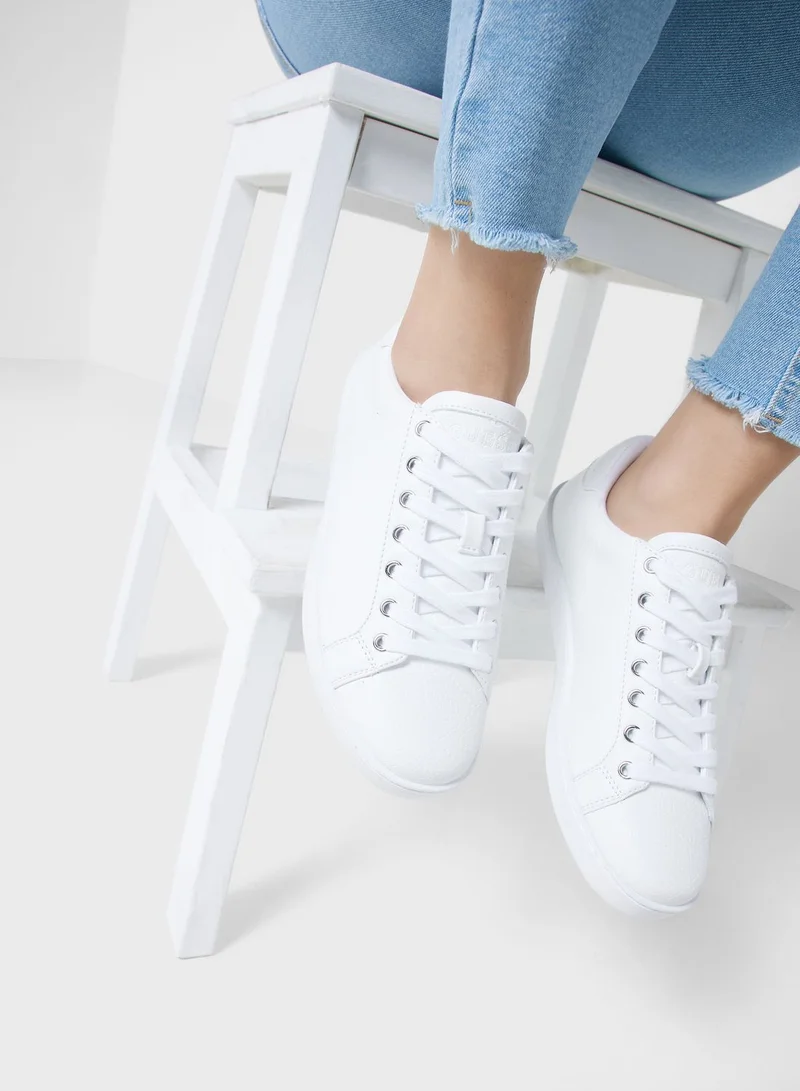 GUESS Rosalia8 Low Top Sneakers