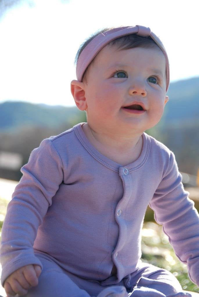 L'ovedbaby Baby Girls Organic Snap One-Piece Footies, Lavender, 6-9 Months US - Image 2