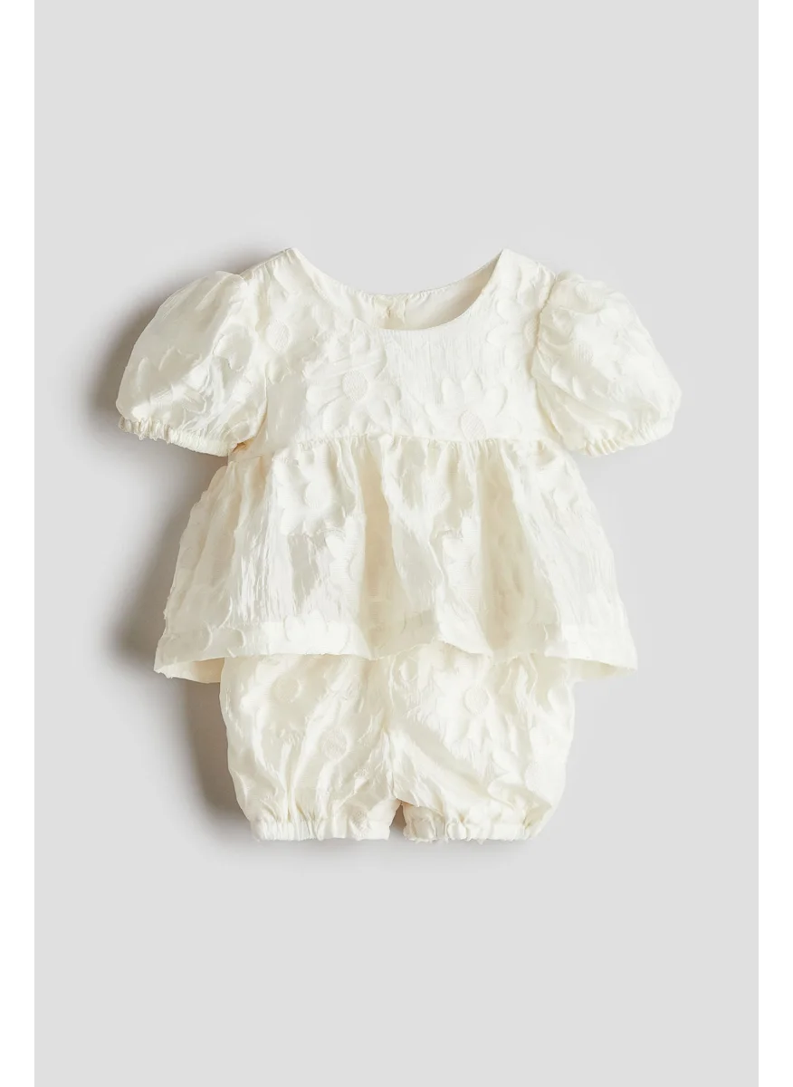 H&M 2-Piece Patterned Set
