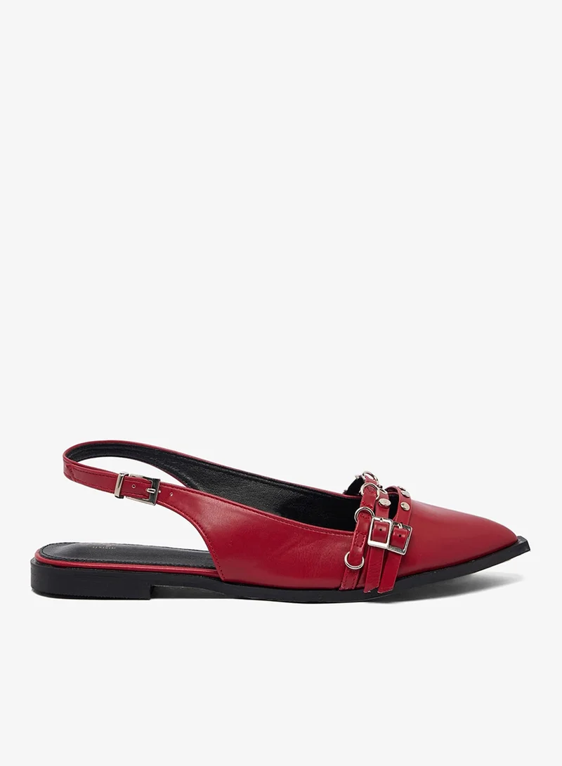 جينجر حذاء كلاسيكي بحزام خلفي