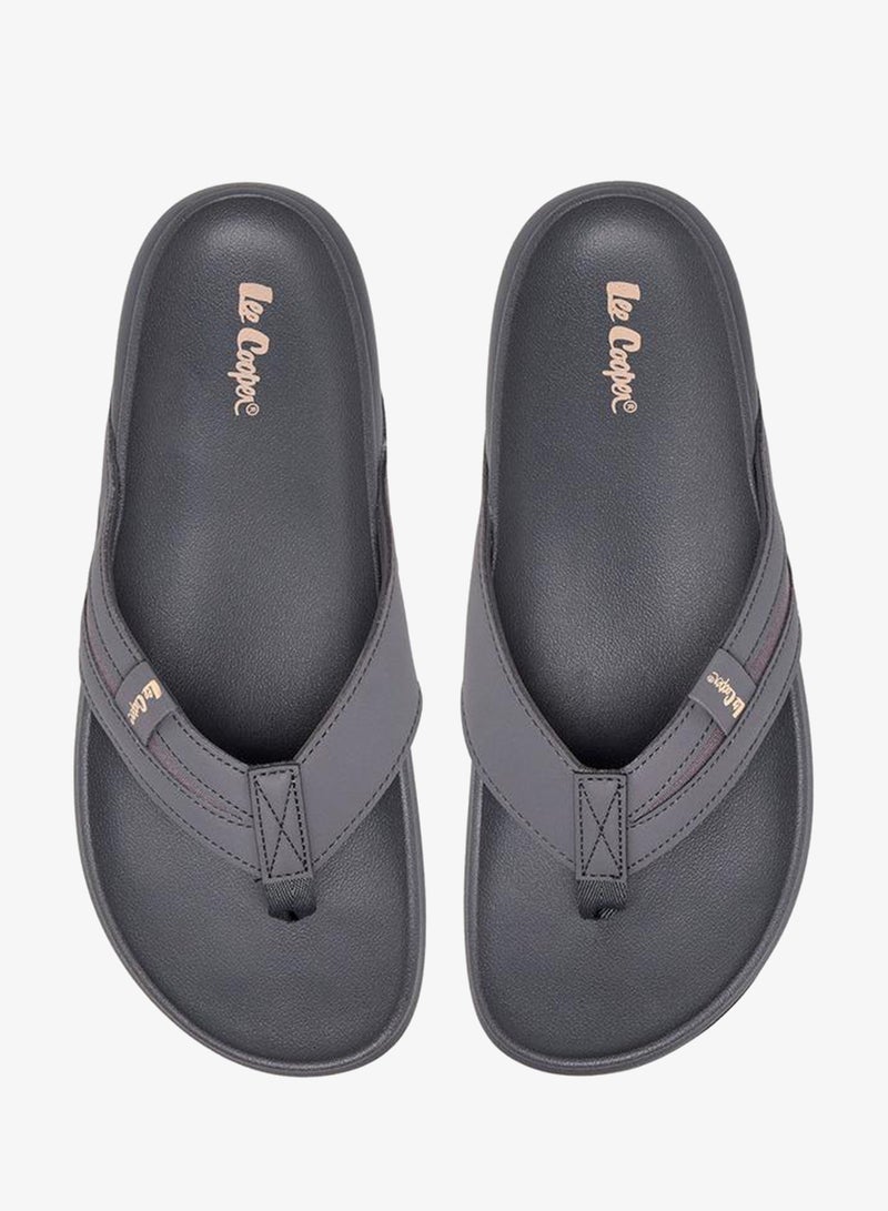 Lee Cooper Men Solid Flip-Flops - Image 2