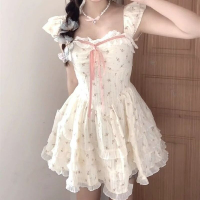 Sweet Floral Dress for Women, Summer Petite, Pure Lust Style, Small Flying Sleeves, Cake Skirt, Waist-Cinching Puffy Skirt Apricot 