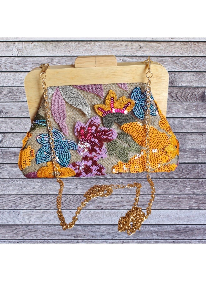 Elegant women's bag - medium size, luxurious design - Image 3