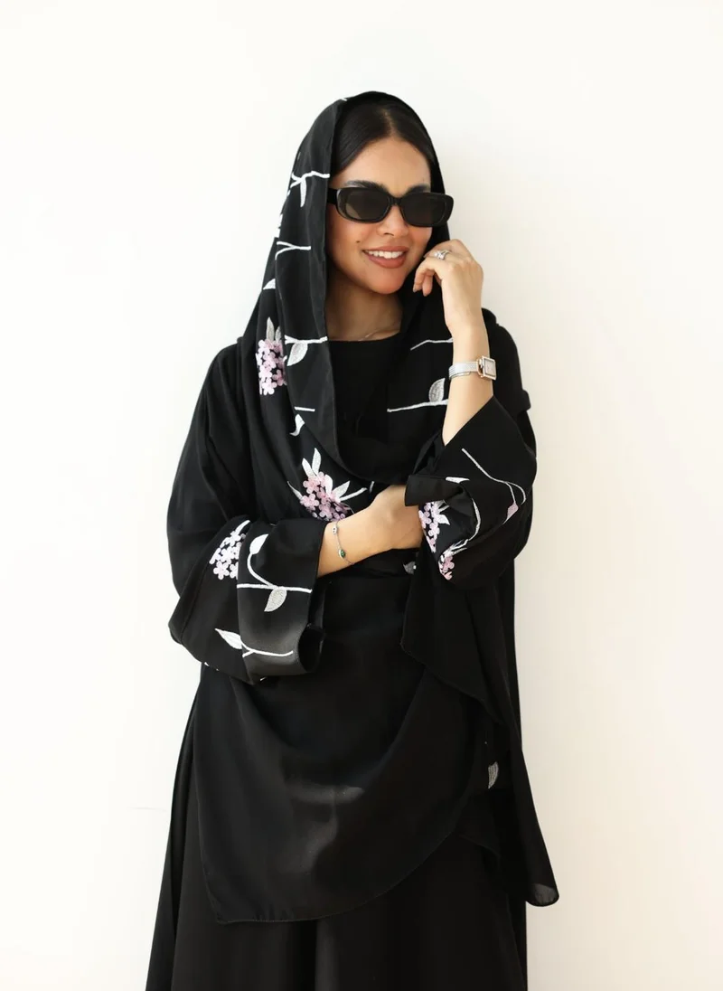 Lusin Abaya Black abaya with Mauve Floral Embroidery on the Sleeves
