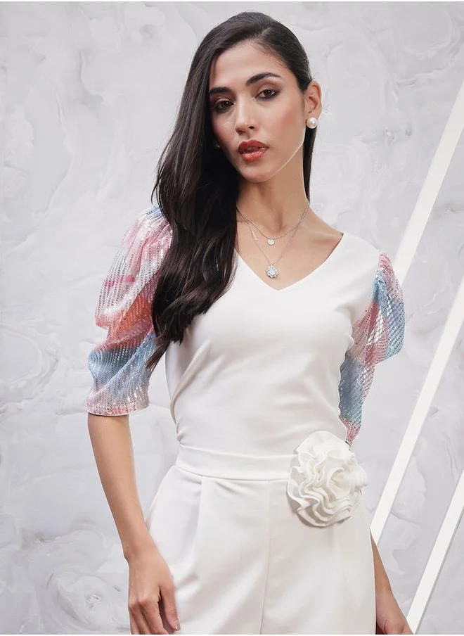 أثينا Embellished Puff Sleeve V Neck Top by Styli