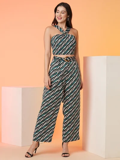 جلو باص Women Green Printed Top With Trousers
