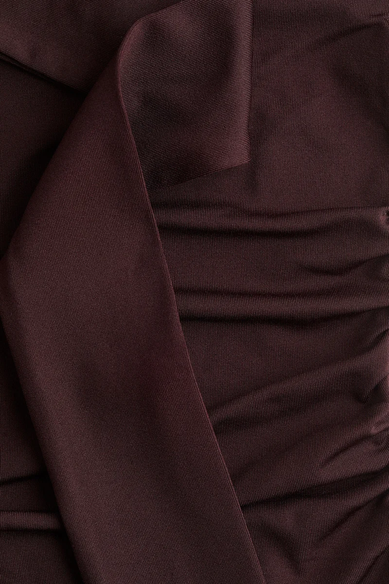 اتش اند ام Draped one-shoulder top