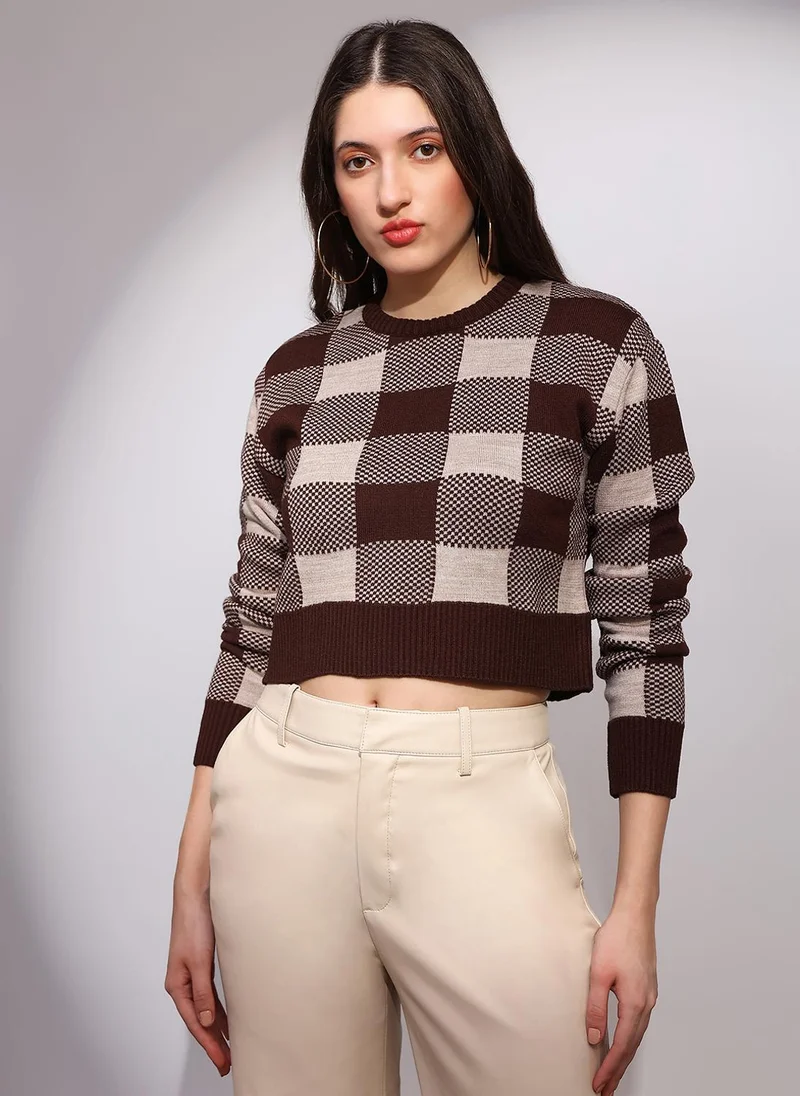 جلو باص كنزة شتوية نسائية من جلوبس بياقة مستديرة وأكمام طويلة كاروهات وحافة مضلعة