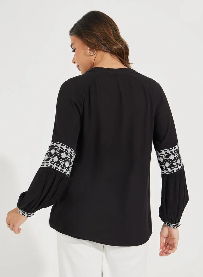 Styli Embroidered Raglan Sleeve Buttoned Top
