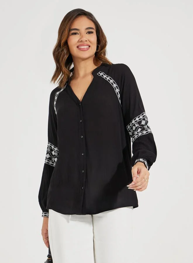 Styli Embroidered Raglan Sleeve Buttoned Top