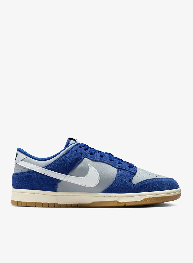 نايكي دانك لو ريترو إس إي إس بلس