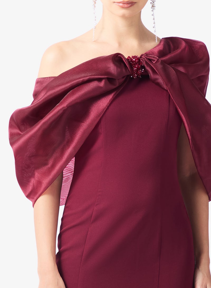 نمشي x فستان حورية البحر مزين بالجواهر بكتف مكشوف - Image 4