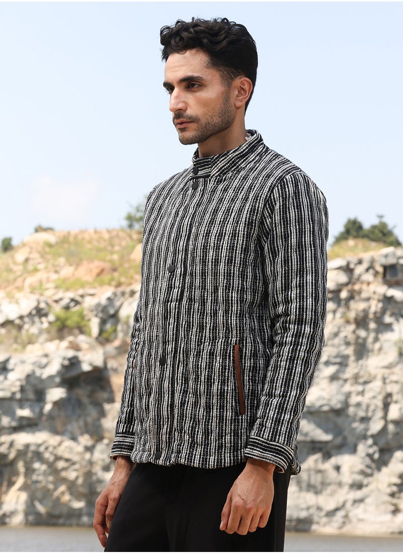 كامبوس سوترا Men's Carbon Black & Chalk White Multitrack Striped Quilted Jacket  - Image 3