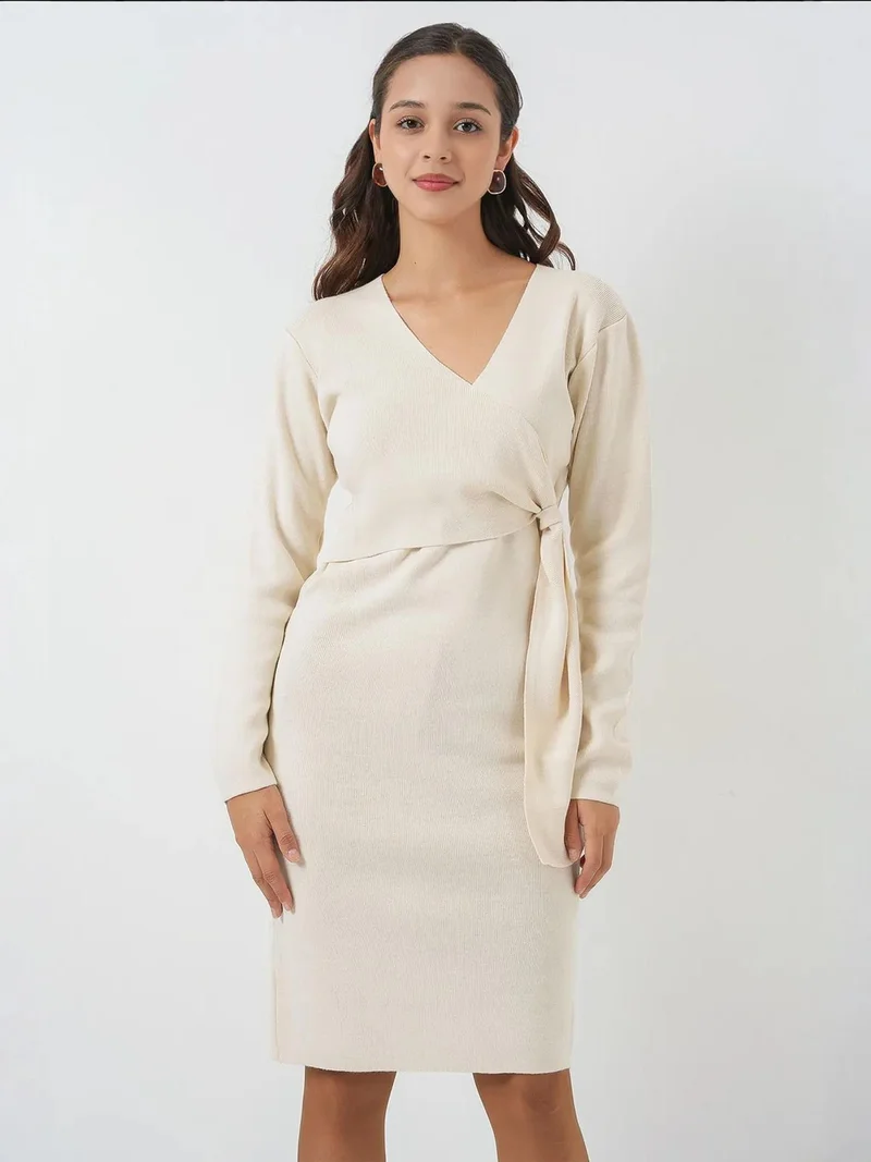 بيغ دارت فستان بودي كون ميدي بياقة على شكل حرف  ورباط