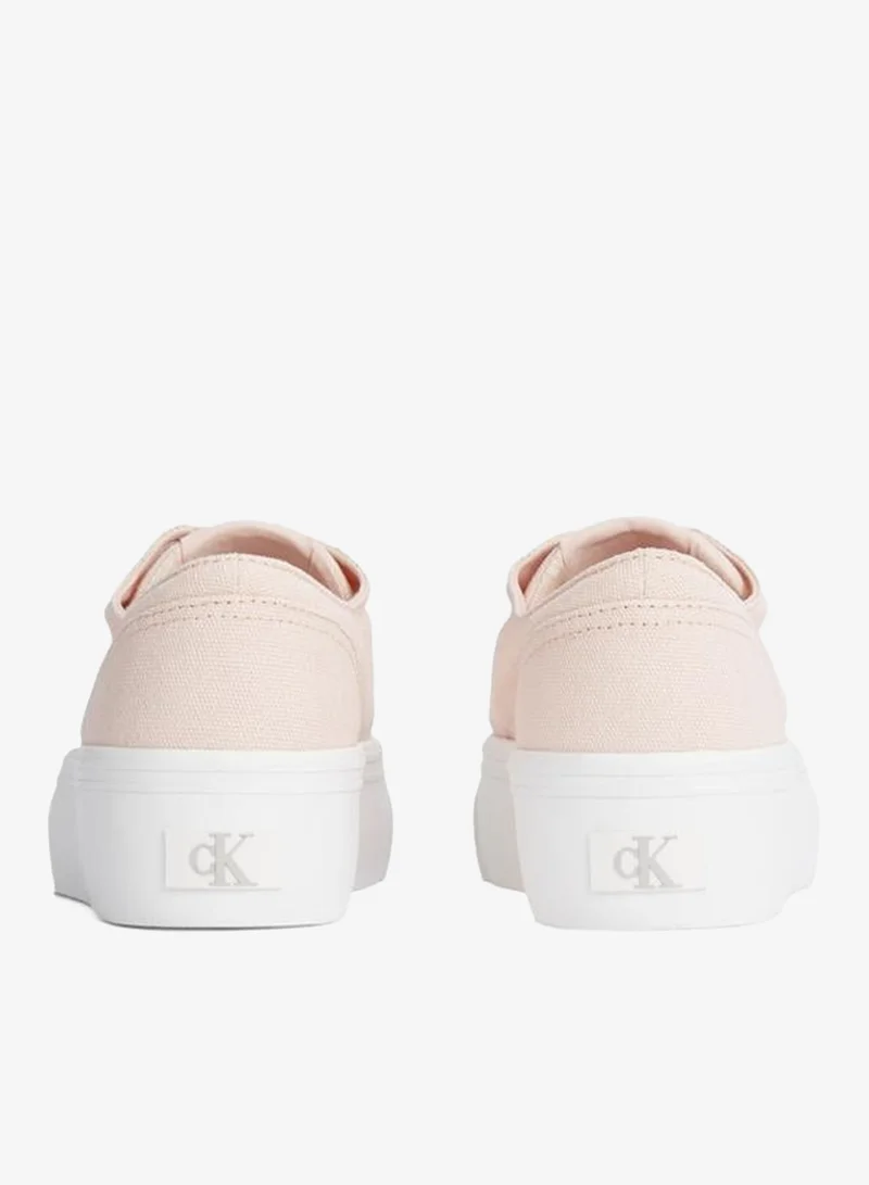 كالفن كلاين جينز فولكانيزد فلاتفورم لو ترينرز