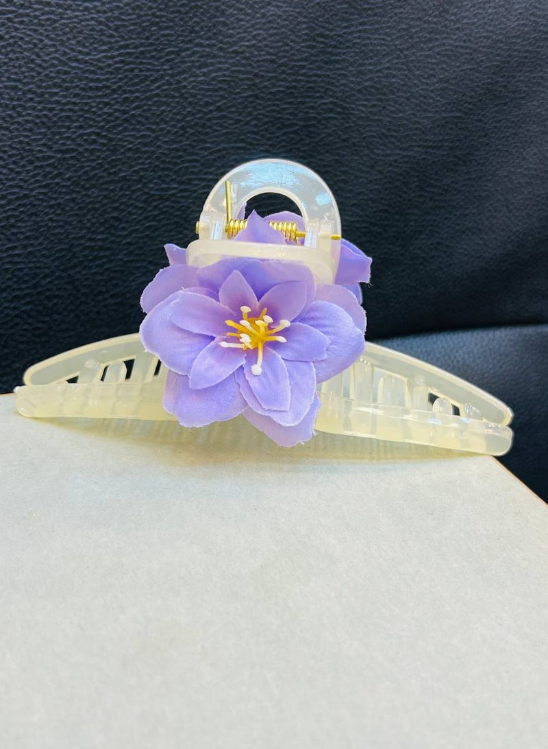 Generic Korean hair clip with a lavender flower design, an elegant touch that adds beauty and style to your daily look.