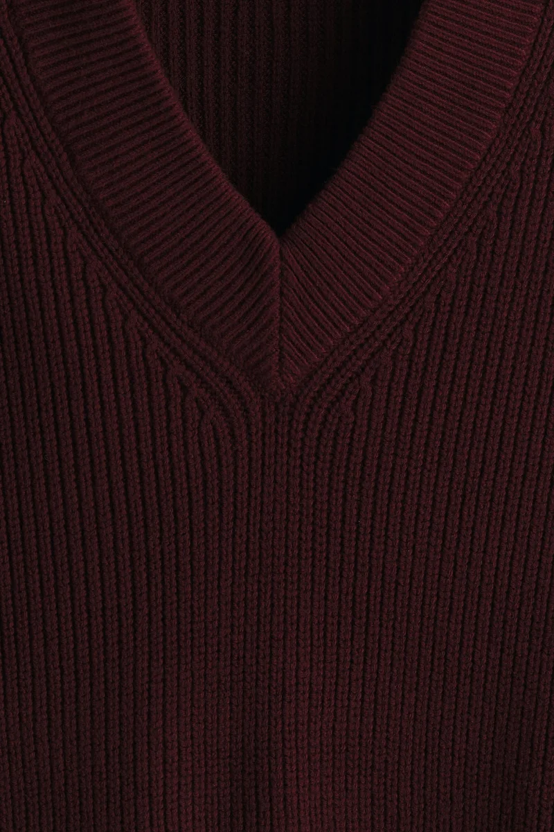 اتش اند ام كنزة محبوكة بقصّة بوكسي