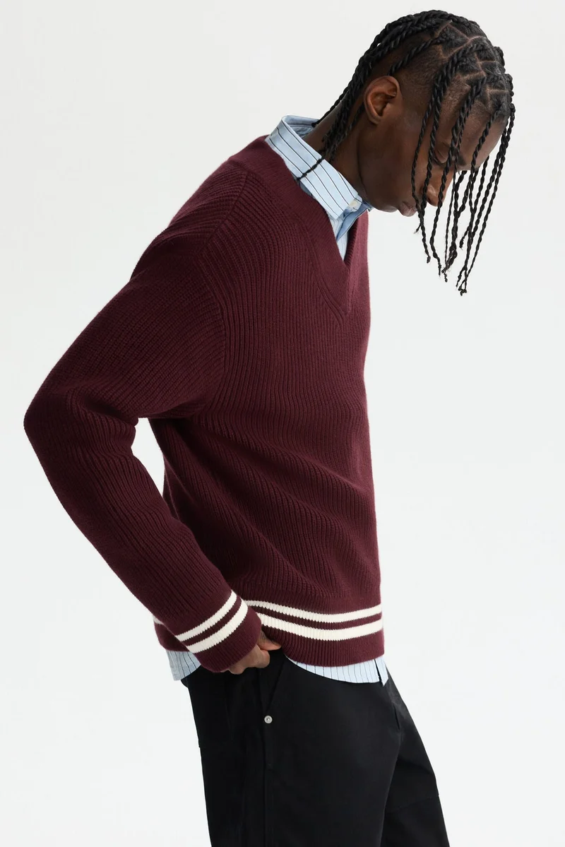 اتش اند ام كنزة محبوكة بقصّة بوكسي