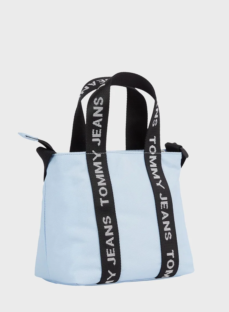 TOMMY JEANS Essential Medium Crossbody Bag