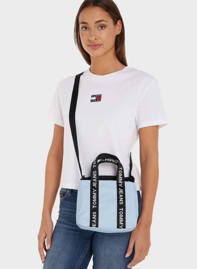 TOMMY JEANS Essential Medium Crossbody Bag