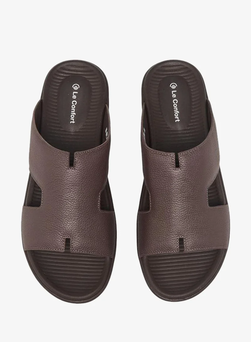 لو كونفورت صنادل عربية جلدية رجالية