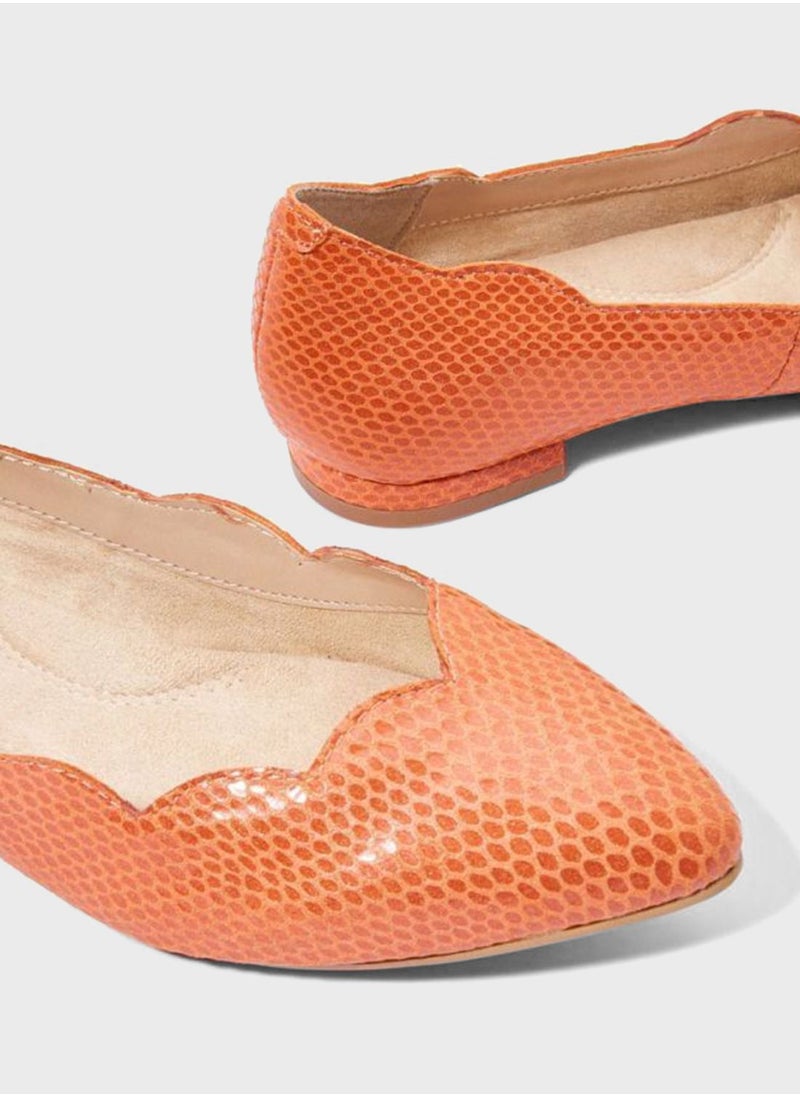 AEROSOLES Textured Detail Ballerinas  - Image 3