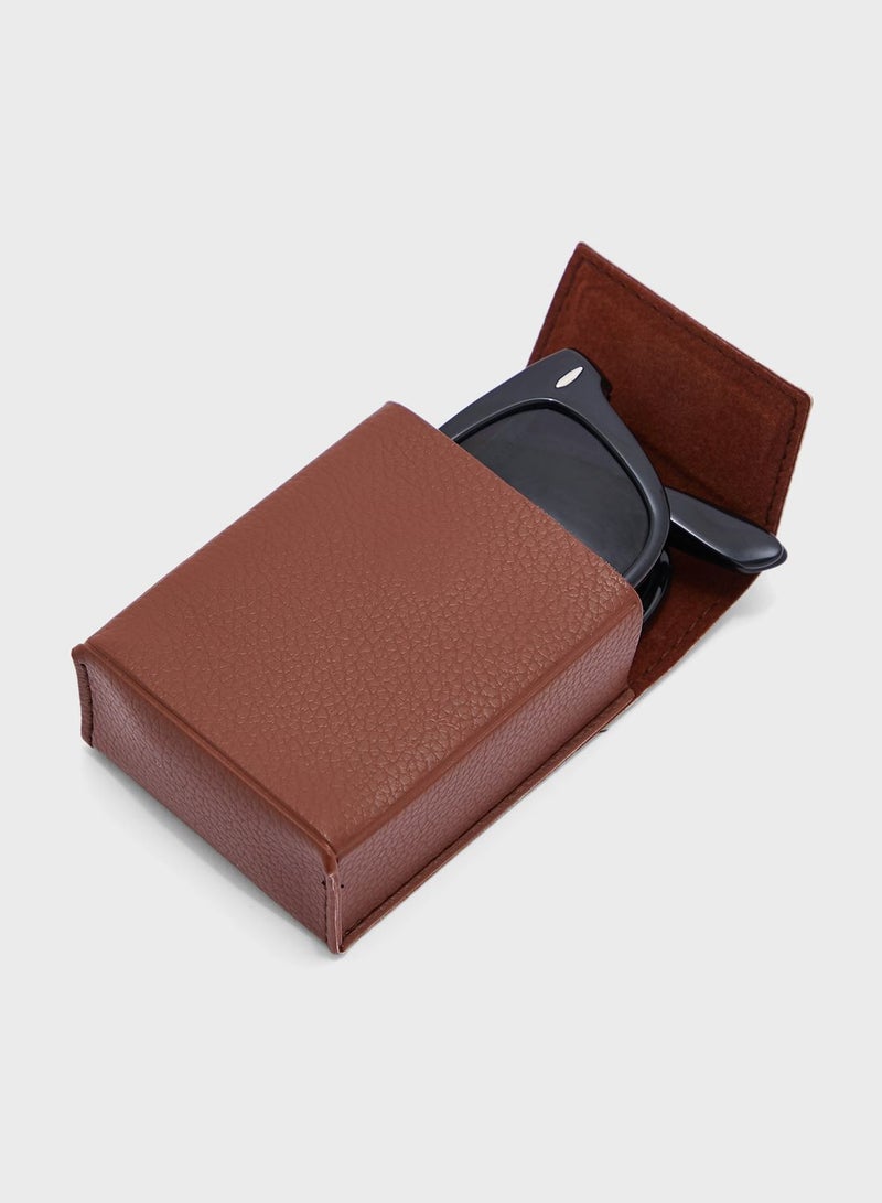 Ray-Ban 0Rb4105 Folding Wayfarer Sunglasses - Image 5