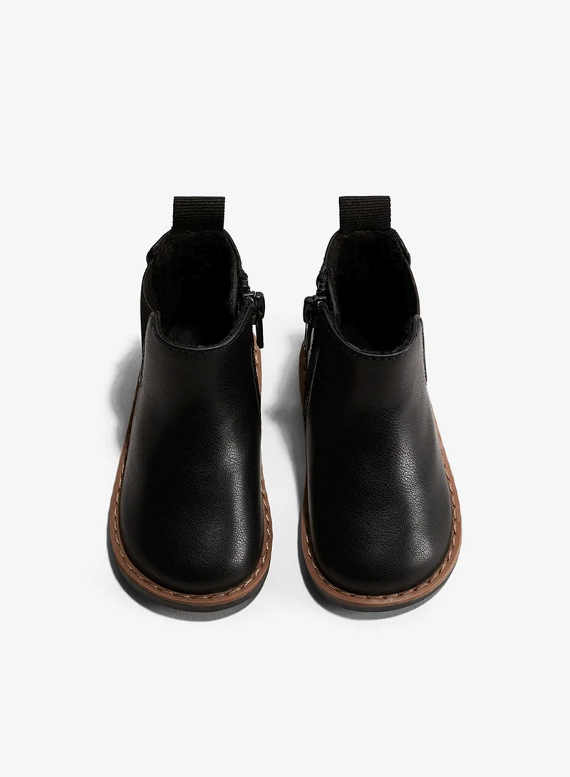 اتش اند ام حذاء تشيلسي