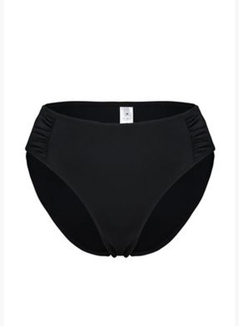 trendyol Black*001 Straight Briefs High Waist Normal Leg Bikini Bottom - Image 1