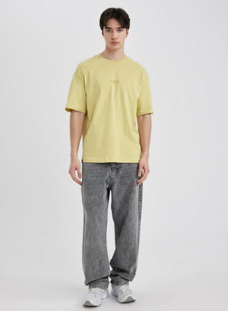 Man Comfort Fit Crew Neck Short Sleeve Knitted T-Shirt - pzsku/Z9B3A3A253797F6971C8FZ/45/_/1713782513/de61ede9-3b19-46ad-8e3f-3c47e4ef9dfd
